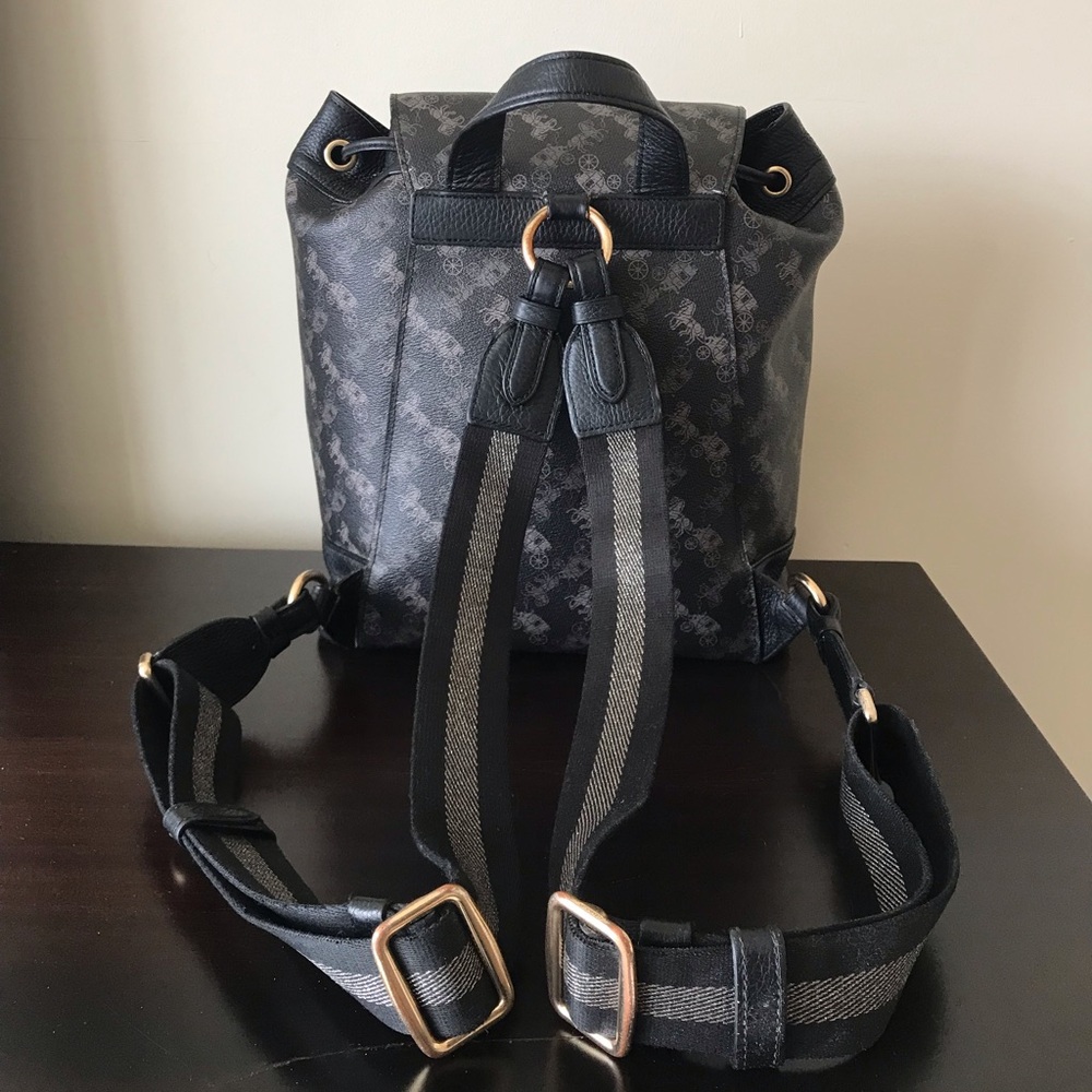 Coach Bundle - Picture 3 of 16